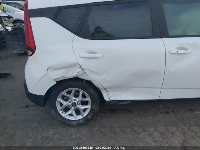 KIA SOUL S 2022 KNDJ23AU4N7164030 Image 6