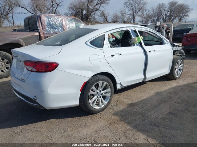 Chrysler 200 Limited 2015 1C3CCCAB6FN713183 Image 4