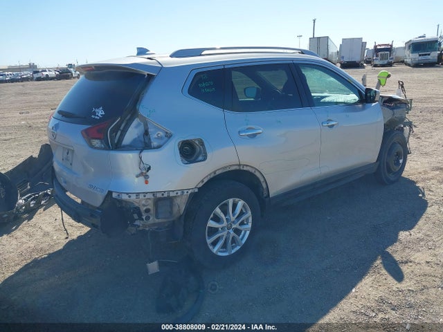 Nissan ROGUE SV 2018 5N1AT2MV2JC700482 Image 4