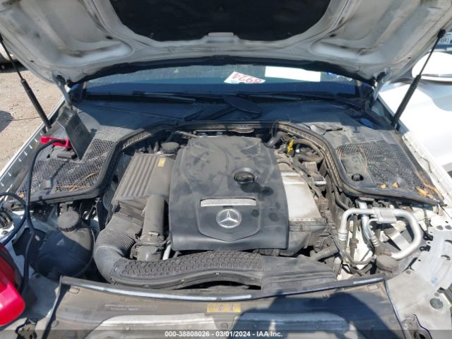 55SWF4JB5GU161633 Mercedes-Benz C 300 Luxury/sport