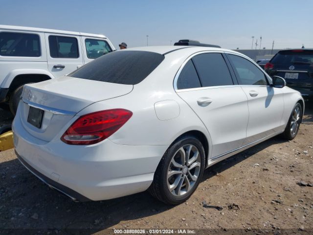 55SWF4JB5GU161633 Mercedes-Benz C 300 Luxury/sport