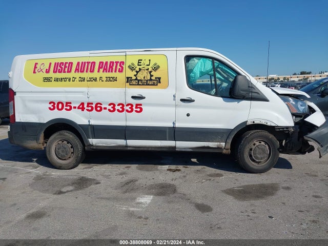 Ford Transit-250 2018 1FTYR1ZM7JKA54857 Image 13