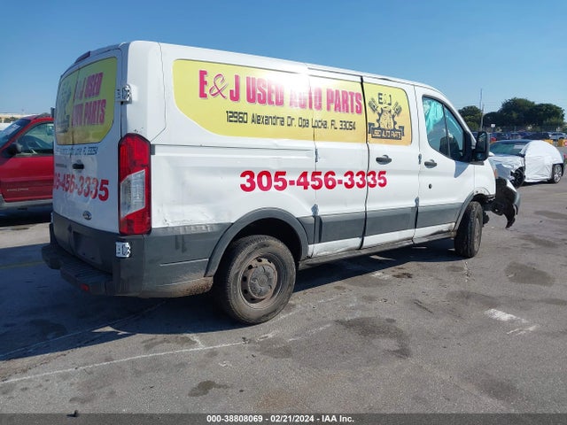 Ford Transit-250 2018 1FTYR1ZM7JKA54857 Image 4