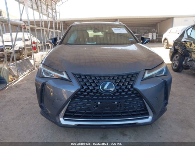 JTHX3JBH0L2028774 Lexus UX 200