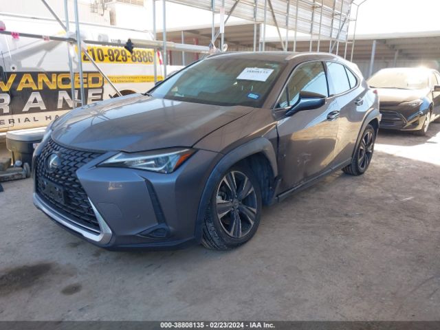 JTHX3JBH0L2028774 Lexus UX 200