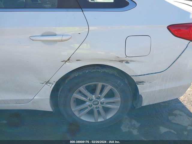 Hyundai SONATA SE 2015 5NPE24AF1FH205297 Image 13