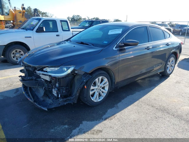 Chrysler 200 Limited Platinum 2016 1C3CCCAB5GN192135 Image 2