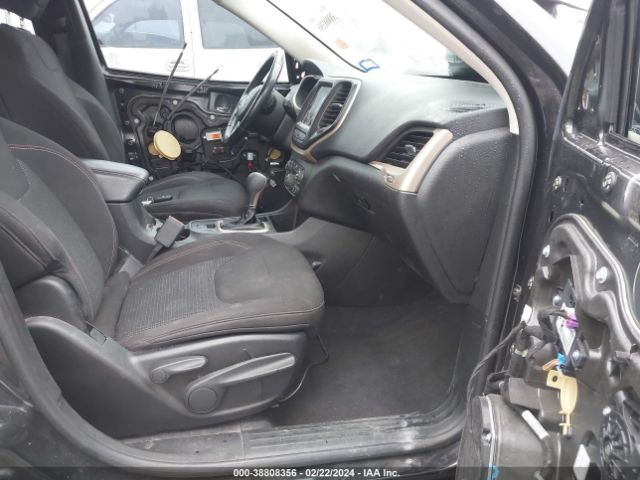 1C4PJLCS2GW376152 Jeep Cherokee 75th Anniversary