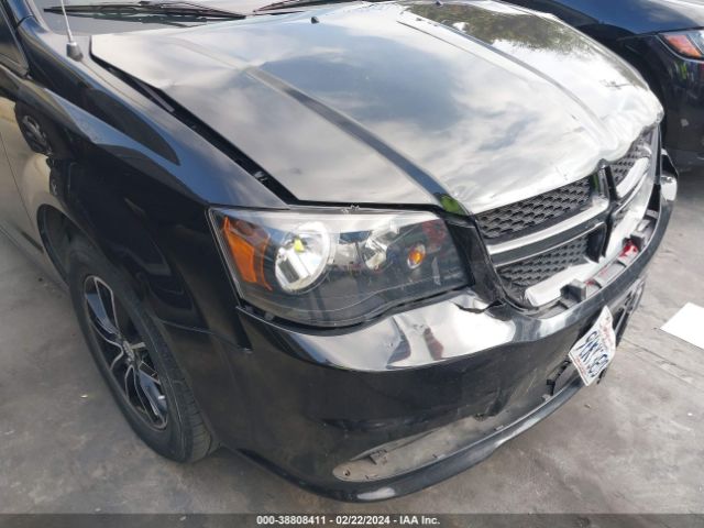 2C4RDGCG3JR259375 Dodge Grand Caravan Sxt