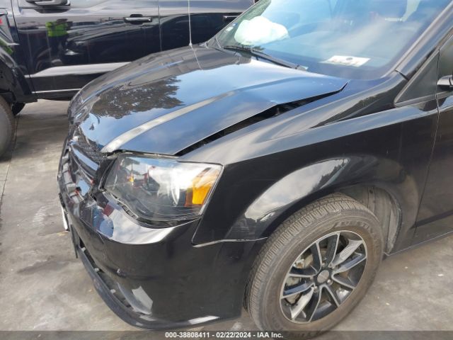2C4RDGCG3JR259375 Dodge Grand Caravan Sxt