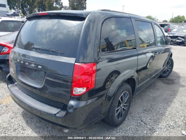 2C4RDGCG3JR259375 Dodge Grand Caravan Sxt