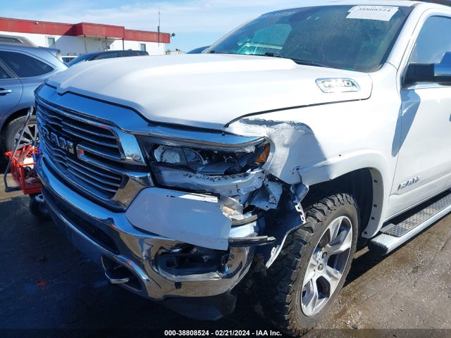 RAM 1500 Laramie  4x4 5'7 Box 2020 1C6SRFJT1LN300963 Image 17