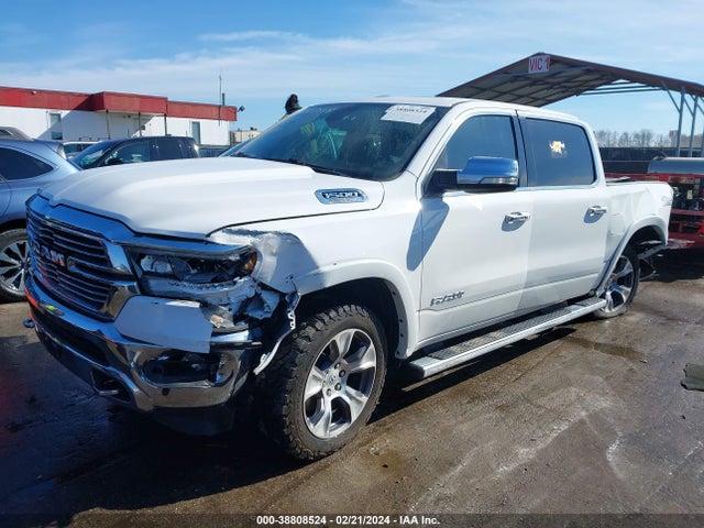RAM 1500 Laramie  4x4 5'7 Box 2020 1C6SRFJT1LN300963 Image 2