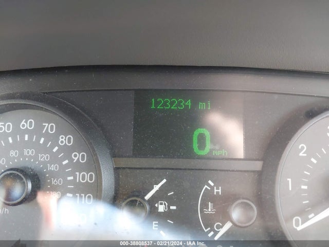 2008 MERCURY GRAND MARQUIS LS VIN: 2MEHM75V18X632683