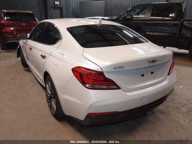 Genesis G70 2.0t Advanced 2019 KMTG64LA9KU020849 Image 3