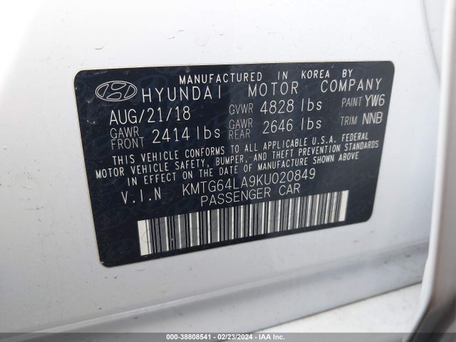Genesis G70 2.0t Advanced 2019 KMTG64LA9KU020849 Image 9