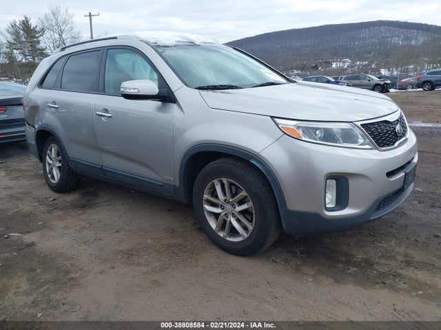2015 5XYKTDA71FG608552 main image