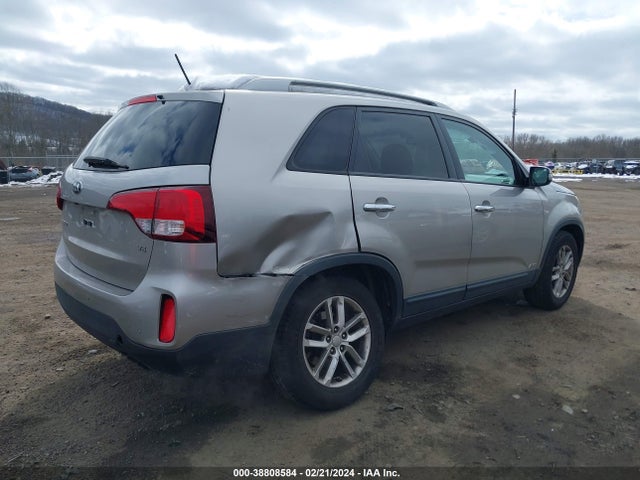 KIA Sorento Lx V6 2015 5XYKTDA71FG608552 Image 6