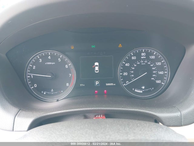 Genesis G80 3.8 2017 KMHGN4JE8HU167823 Image 7