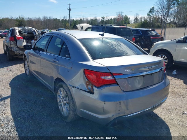 Chrysler 200 LX 2014 1C3CCBAB0EN211763 Image 3