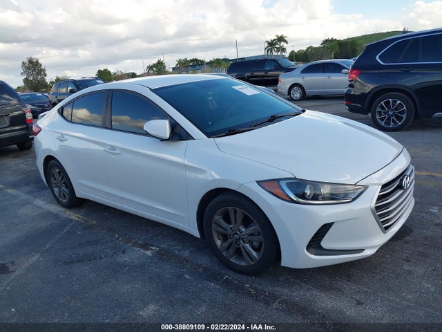 2018 5NPD84LF5JH254227 main image