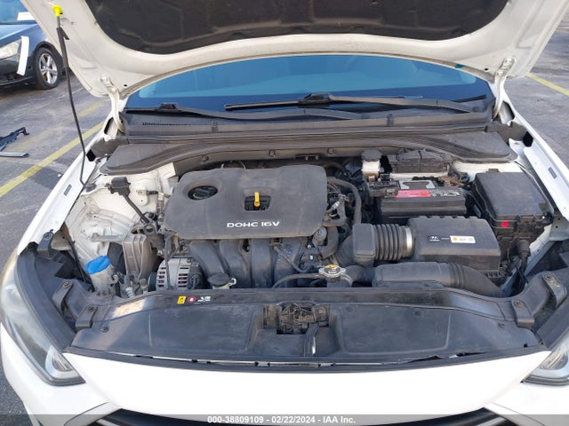 Hyundai ELANTRA SEL 2018 5NPD84LF5JH254227 Image 10
