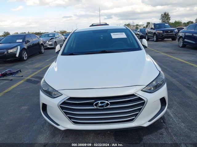 Hyundai ELANTRA SEL 2018 5NPD84LF5JH254227 Image 12