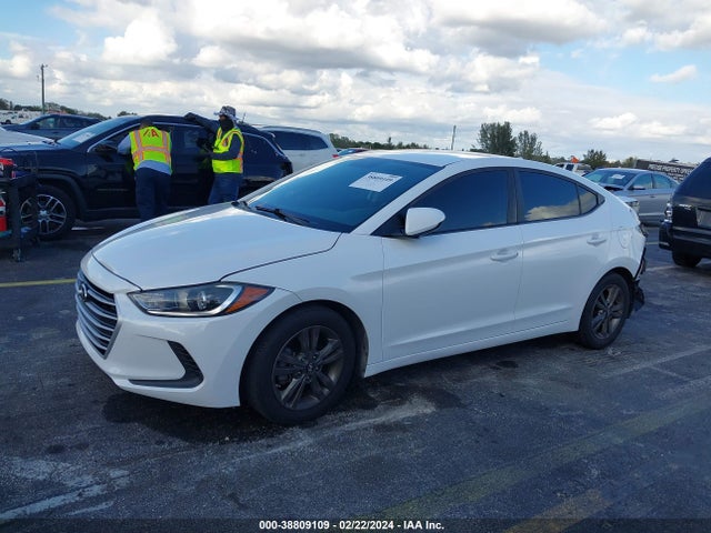 Hyundai ELANTRA SEL 2018 5NPD84LF5JH254227 Image 2