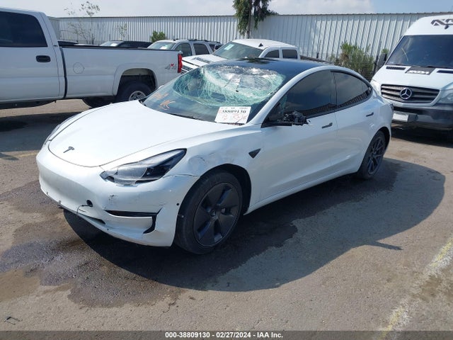 Tesla Model 3 Long Range Dual Motor All-wheel Drive 2022 5YJ3E1EB7NF333190 Image 2
