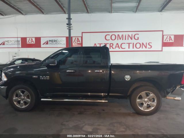 1C6RR7GT5HS560965 RAM 1500 Big Horn Quad Cab 4x4 6'4 Box