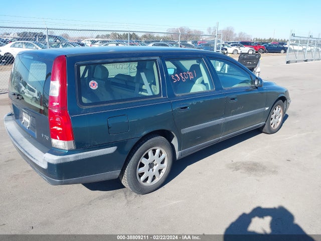 2001 VOLVO V70 2.4 VIN: YV1SW61RX12112425