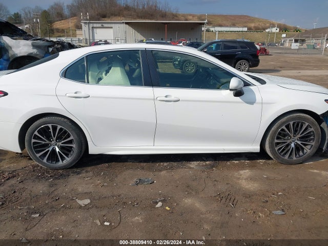 Toyota CAMRY SE 2018 JTNB11HK2J3005021 Image 14