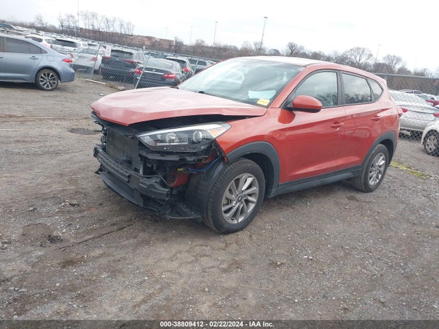 Hyundai TUCSON SE 2017 KM8J23A47HU528409 Image 2