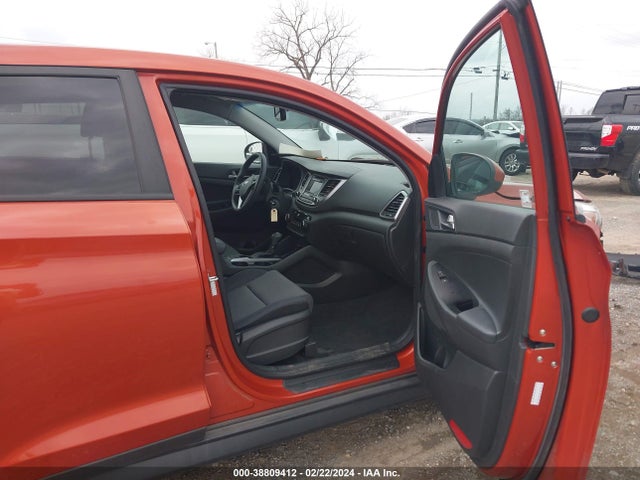 Hyundai TUCSON SE 2017 KM8J23A47HU528409 Image 5