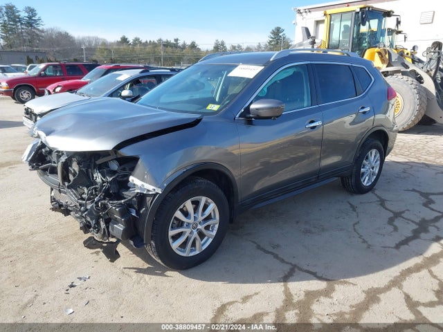 Nissan ROGUE SV 2017 5N1AT2MV1HC891984 Image 2