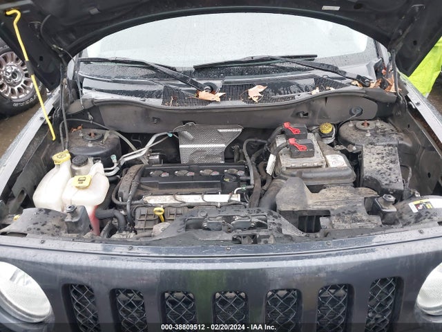 Jeep Patriot Altitude 2014 1C4NJPBA3ED890639 Image 10