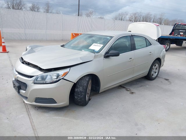 Chevrolet MALIBU LS 2015 1G11B5SLXFF161828 Image 2