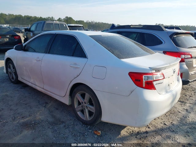 Toyota CAMRY SE 2014 4T1BF1FK9EU305370 Image 3