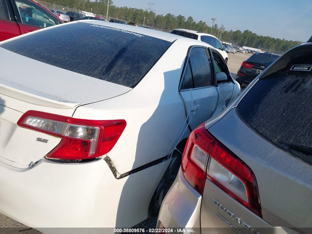 Toyota CAMRY SE 2014 4T1BF1FK9EU305370 Image 4