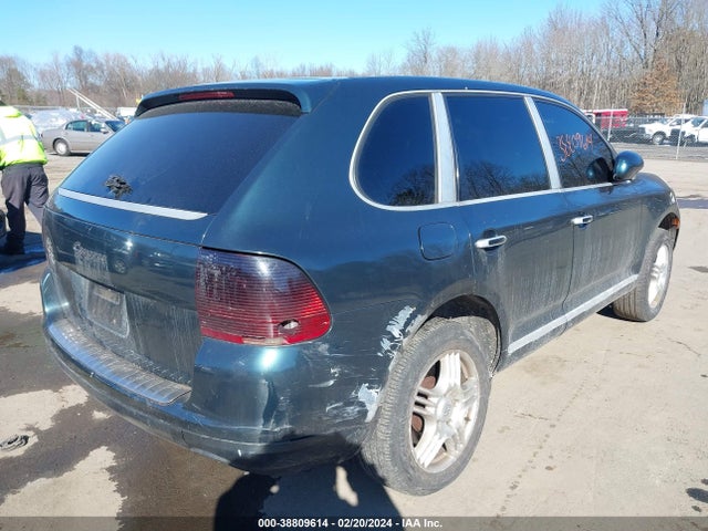 2005 PORSCHE CAYENNE WP1AA29P85LA24452 Photo 3