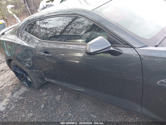 Chevrolet Camaro 1lt 2018 1G1FB1RSXJ0147287 Image 13