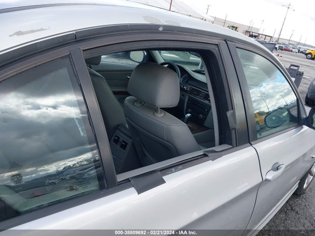 2009 BMW 328I VIN: WBAPH73529E127000