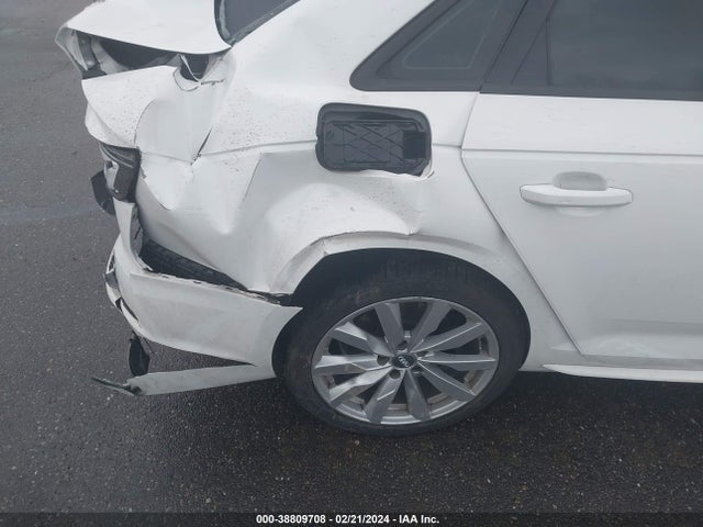WAUKMAF47JA112218 Audi A4 2.0t Tech Ultra Premium/2.0t Ultra Premium