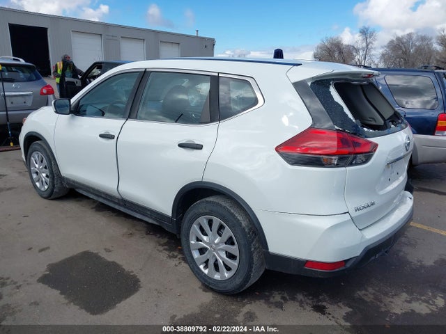 Nissan ROGUE S 2017 KNMAT2MT0HP529754 Image 3