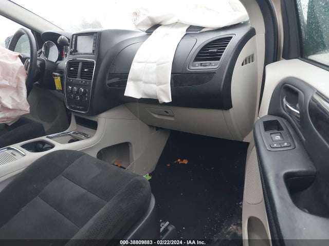 2C4RDGCG6GR310098 Dodge Grand Caravan Sxt
