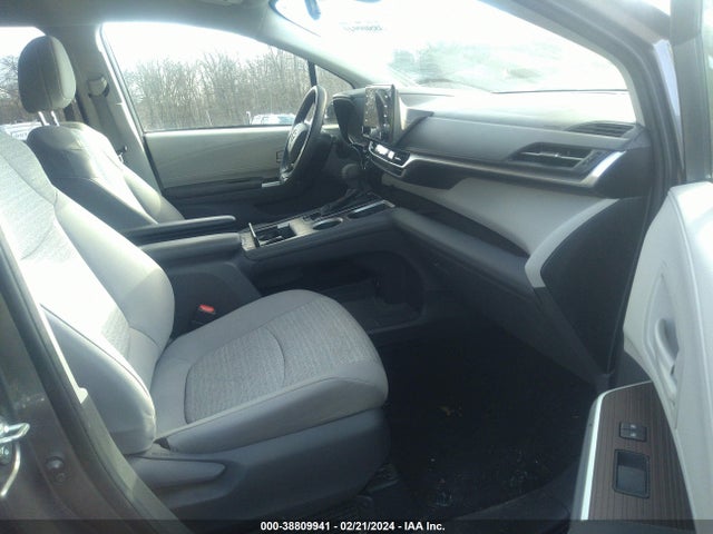 Toyota SIENNA LE 2021 5TDKRKEC4MS004410 Image 5