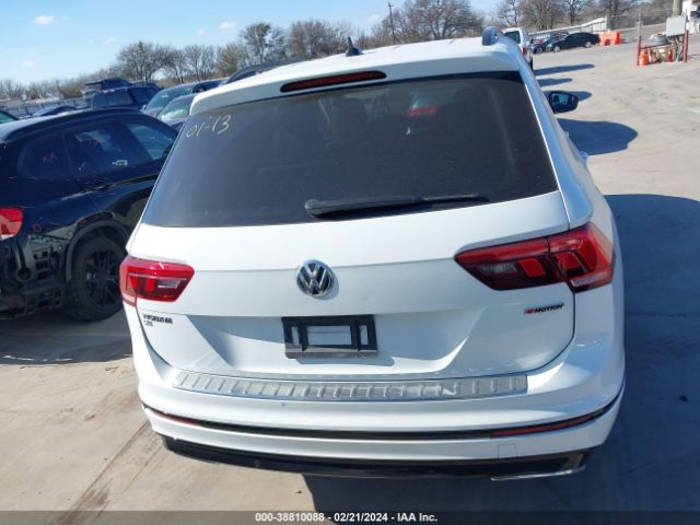 3VV2B7AX9LM153597 Volkswagen Tiguan 2.0t Se/2.0t Se R-line Black/2.0t Sel