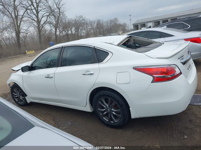 Nissan Altima 2.5 S 2015 1N4AL3AP5FN910866 Image 13