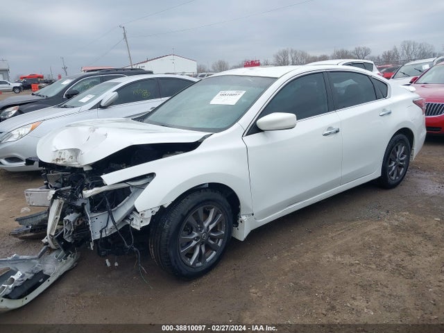 Nissan Altima 2.5 S 2015 1N4AL3AP5FN910866 Image 2