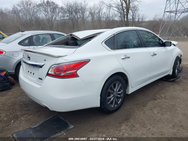 Nissan Altima 2.5 S 2015 1N4AL3AP5FN910866 Image 4
